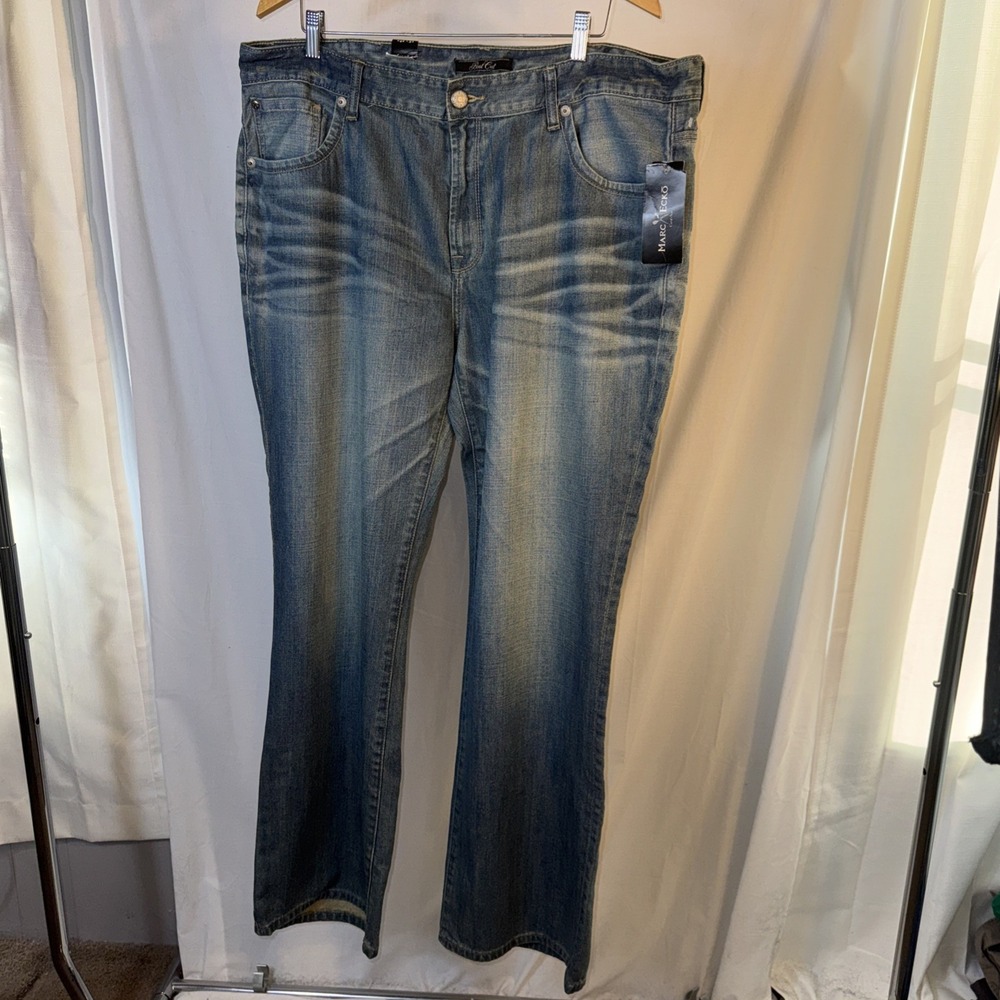 Marc Ecko Cut and Sew Boot Cut Jeans Mens Size 42x34 Blue Denim Mid Rise NWT - Picture 4 of 16